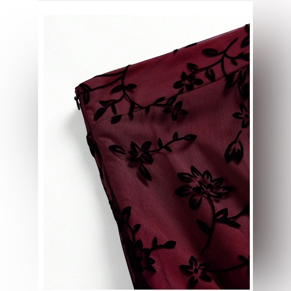 Floral Flocking Tulle Long A-Line Skirt Red - Picture 11 of 12